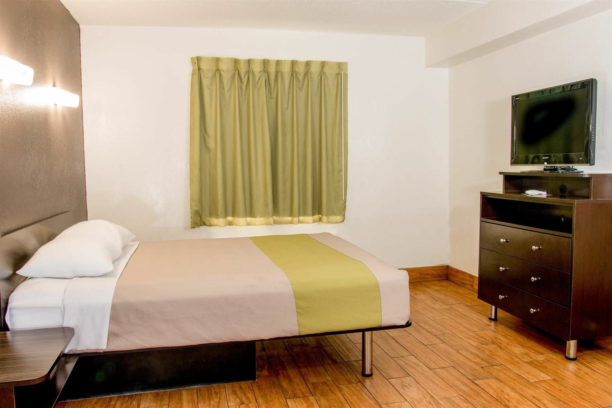 Studio 6-San Antonio, Tx - Lackland Afb ภายนอก รูปภาพ